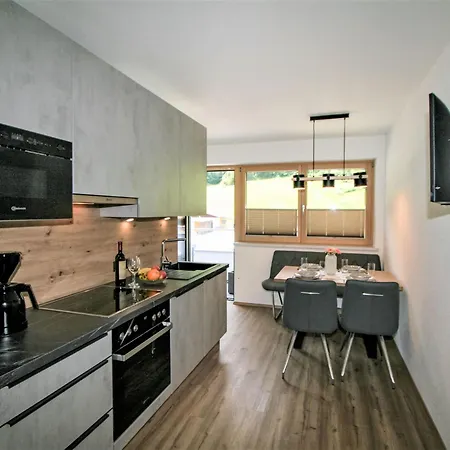 Vom Gerslosstein Zum Rumerblick By Interhome Apartman Aschau Im Zillertal
