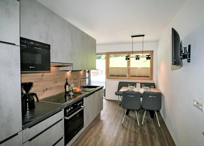 Vom Gerslosstein Zum Rumerblick By Interhome Apartamento Aschau Im Zillertal