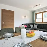 Vom Gerslosstein Zum Rumerblick By Interhome Aschau Im Zillertal