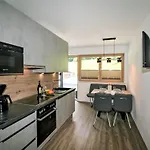 Vom Gerslosstein Zum Rumerblick By Interhome דירה Aschau Im Zillertal